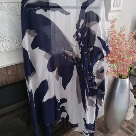 Duster - Picture 2 of 2